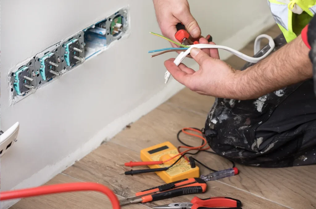 intervention electricien chantier prises electriques fils